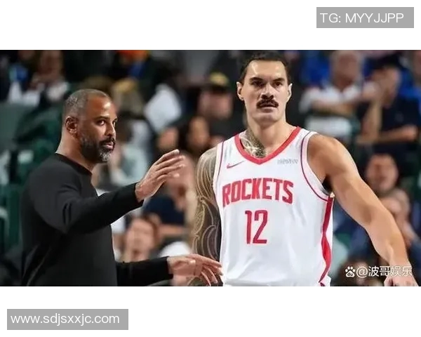 雷霆老将亚当斯表示愿意为球队留下效力