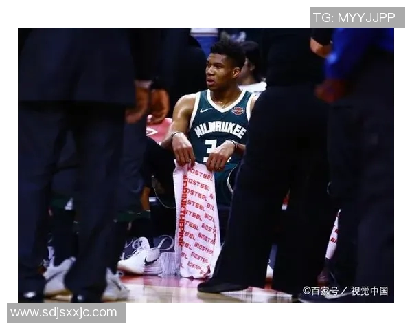 雄鹿队核心球员表现出色,球队实力大增 雄鹿队核心球员表现出色,球队实力大增