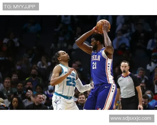 勇士与黄蜂激战正酣文字直播全程跟踪精彩瞬间不容错过