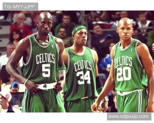 篮网与凯尔特人激战正酣双方球员表现抢眼精彩瞬间回顾 篮网与凯尔特人激战正酣双方球员表现抢眼精彩瞬间回顾